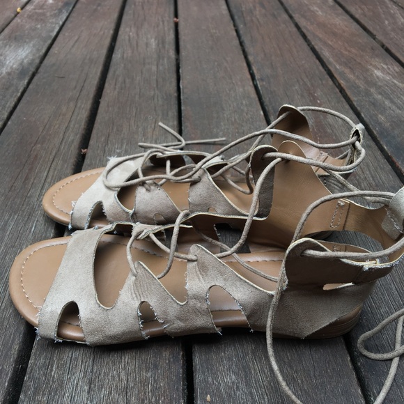 Sandals - Picture 5 of 8